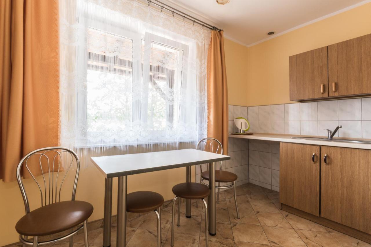 Pokoje Goscinne Lipowa Sztutowo Exterior photo